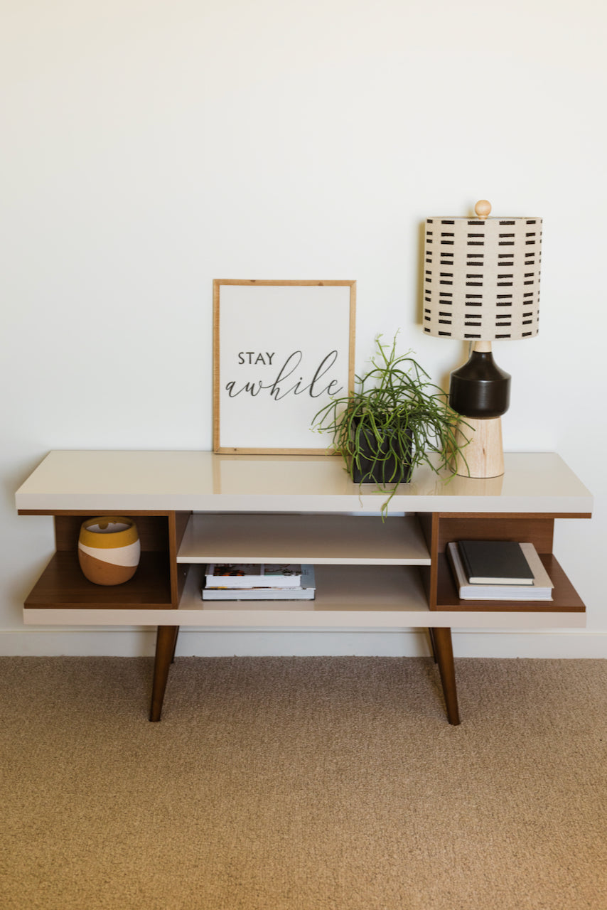 Cute tv stand for any home | ROOLEE