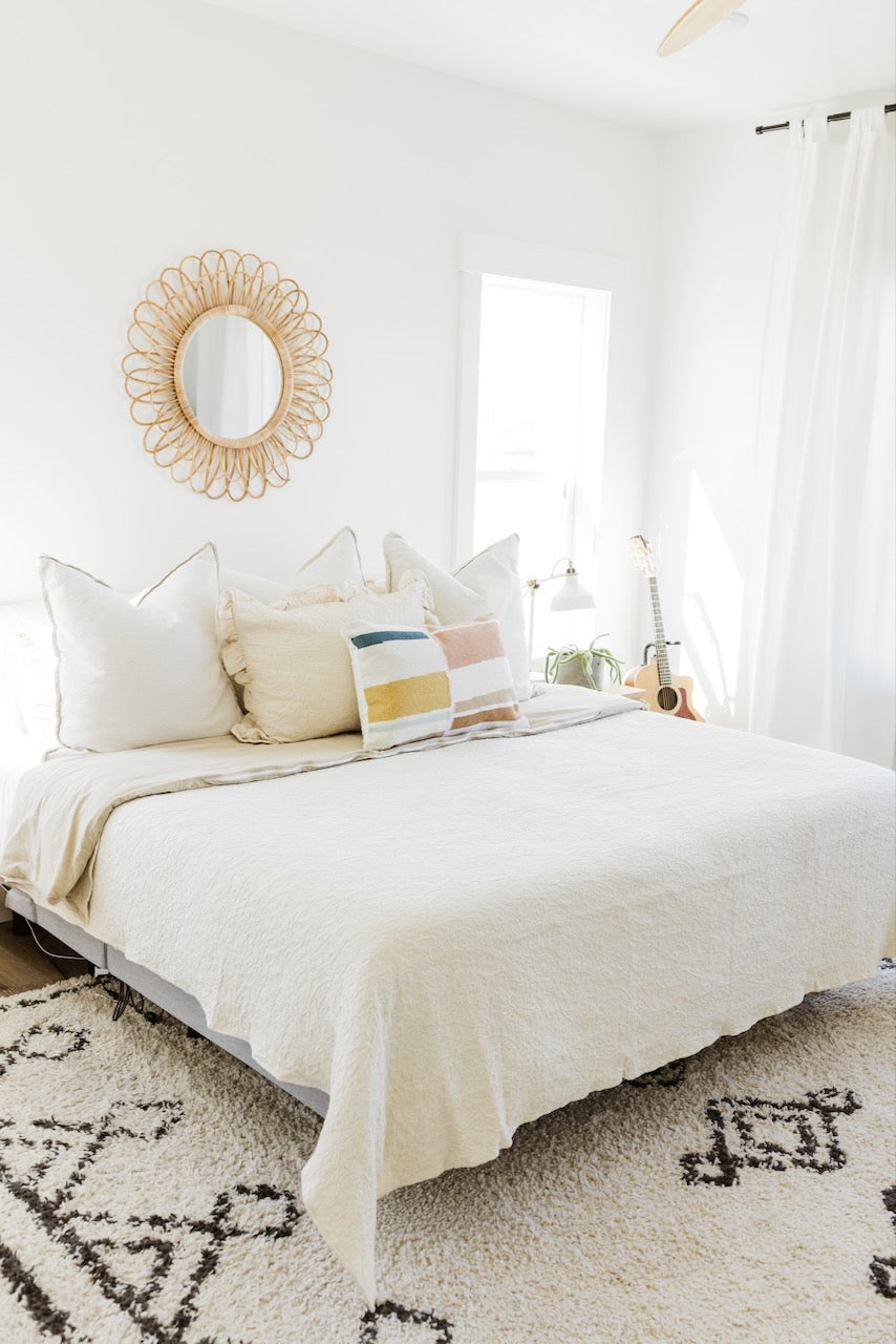Comfy Cream Bed Cover | ROOLEE