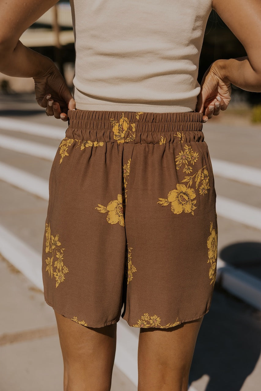 Women's Elastic Waist Shorts | ROOLEE