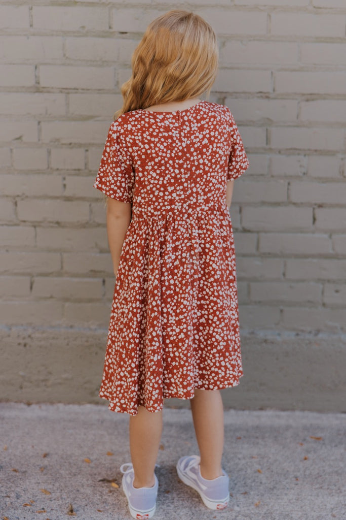 Short Sleeve Dresses For Girls | ROOLEE