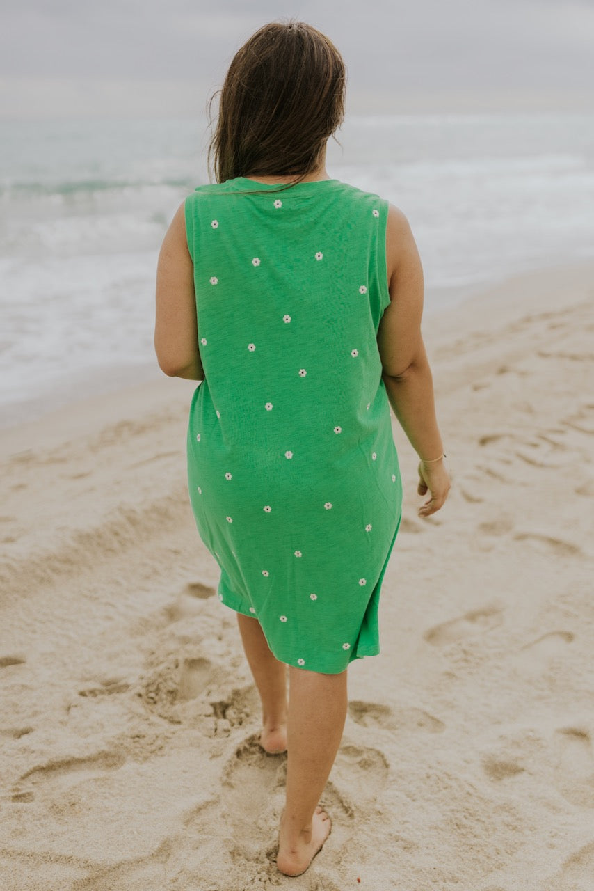 Comfy Beach Essentials for Summer | ROOLEE