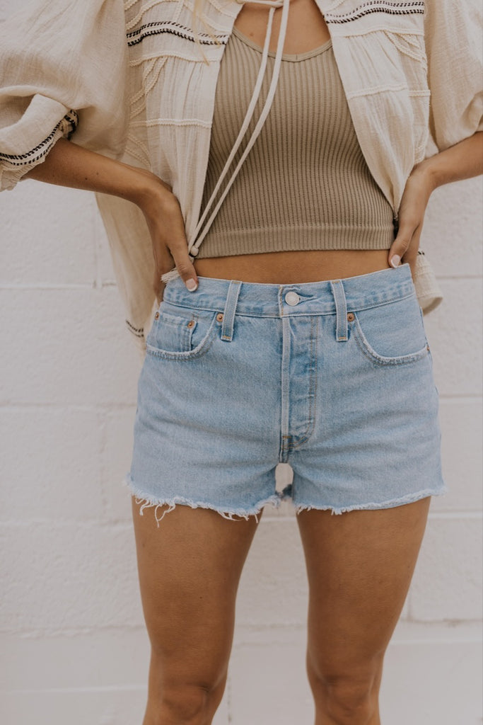 DIY High Waisted Denim Shorts, Step-by-Step Instructions (with pictures) |  niftythriftygoodwill