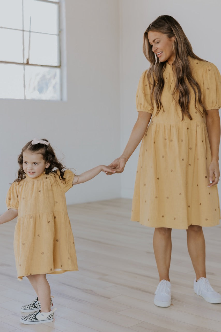 Loose Fitting Dresses For Girls | ROOLEE