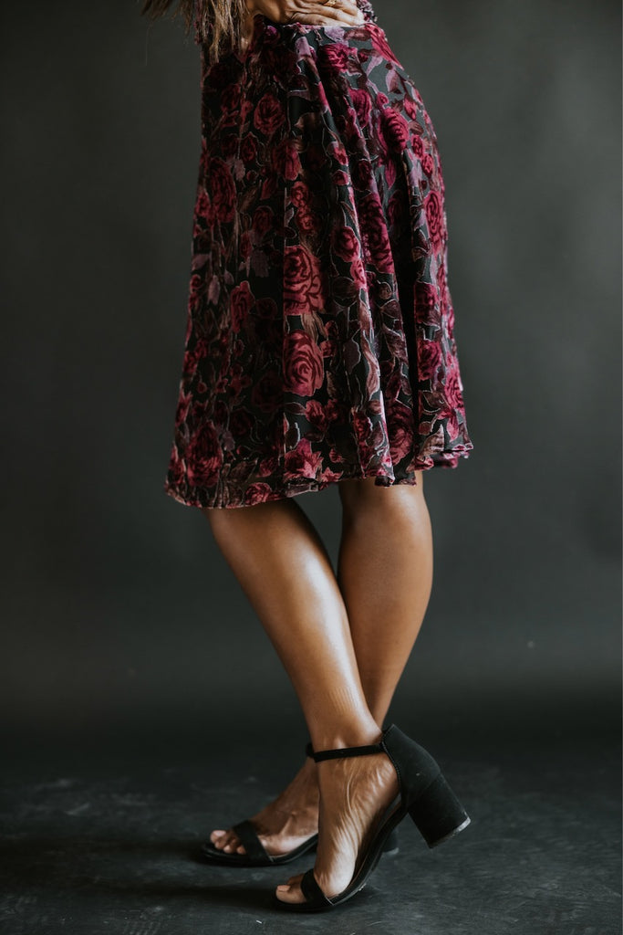 Knee Length Dresses | ROOLEE