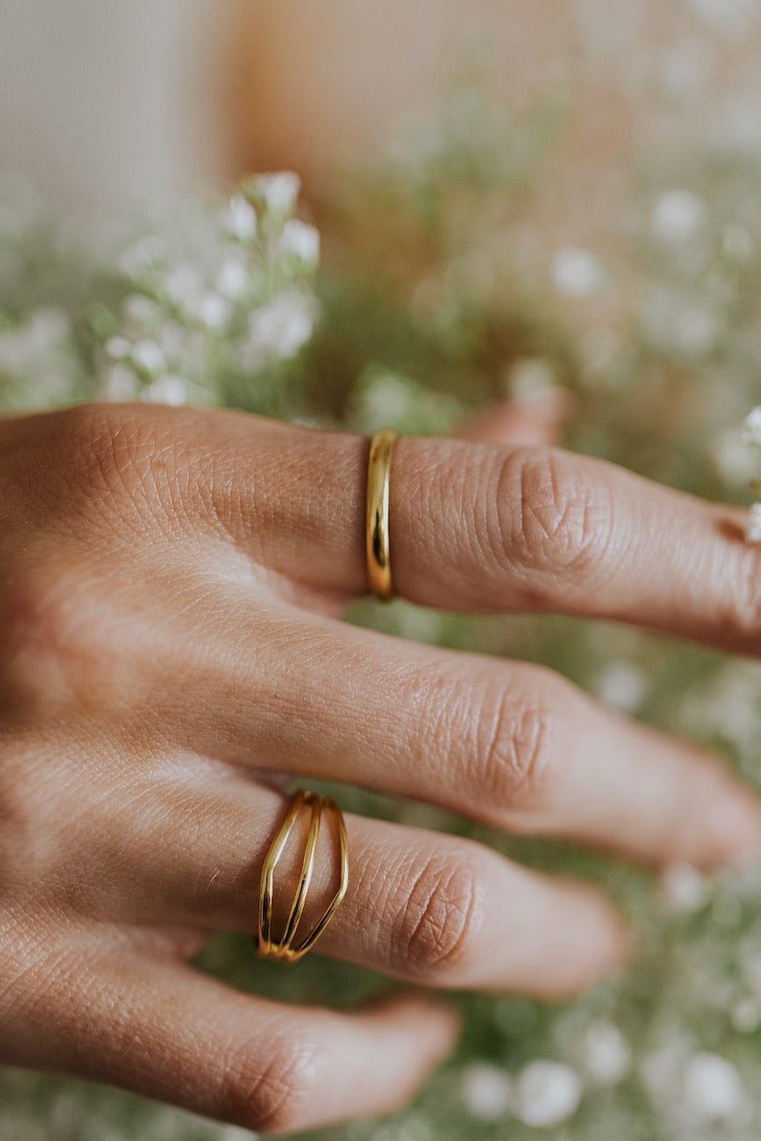 Simple Gold Ring for Women | ROOLEE