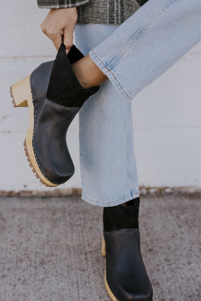 Women's Black Ankle Boots | ROOLEE