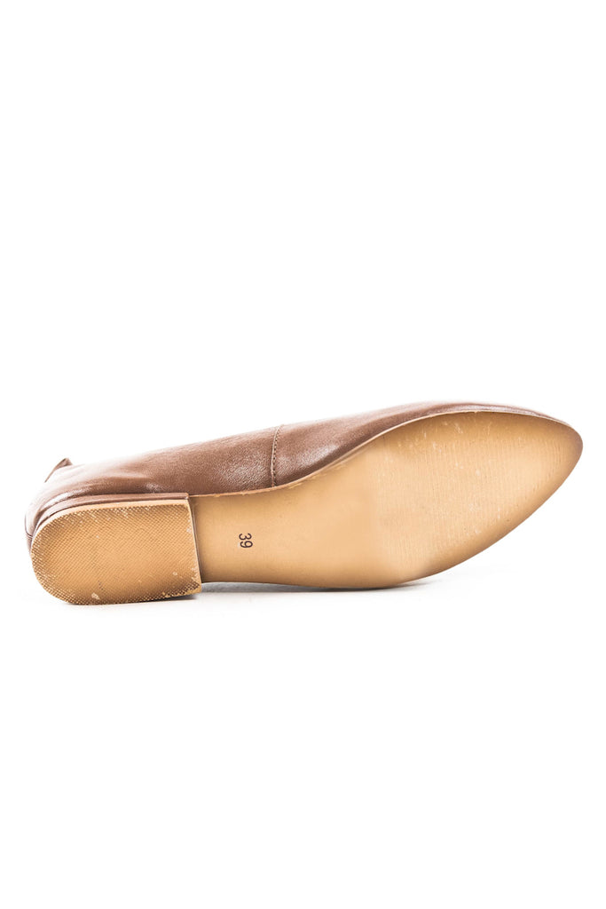 Modern and classy women's flats | ROOLEE