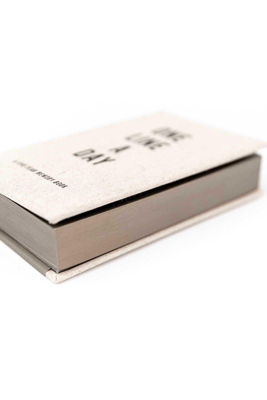 One Line A Day: A Five Year Memory Book
