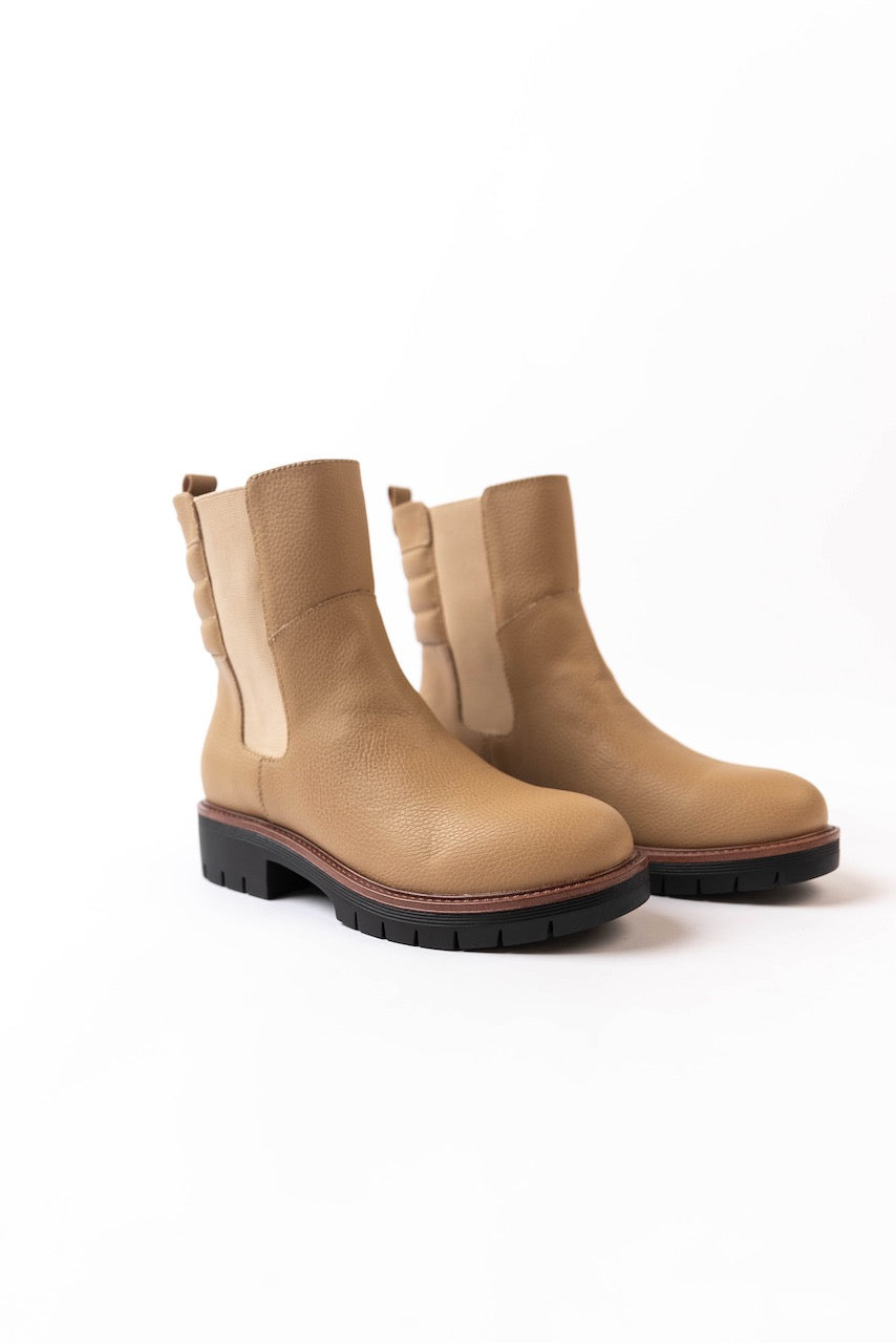 Neutral Boots for Women | ROOLEE