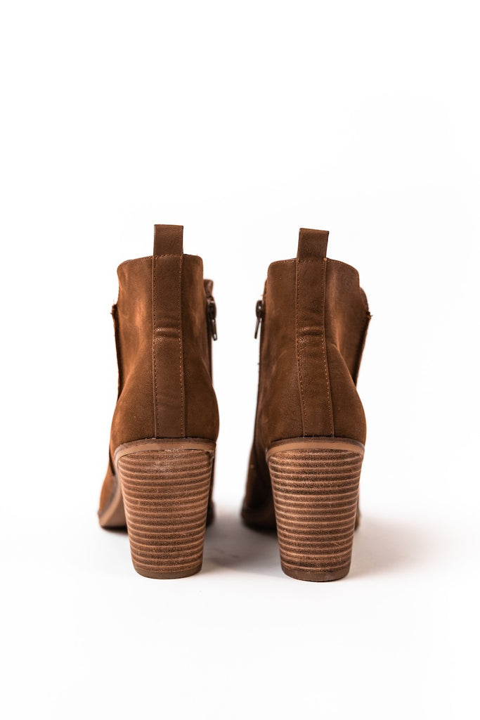 Brown Heeled Boots | ROOLEE