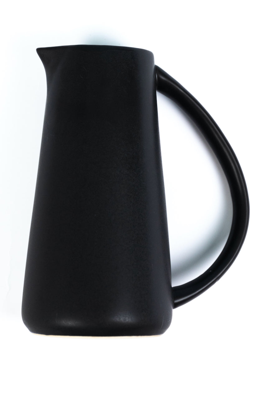 Drink Pitcher with a Spout | ROOLEE