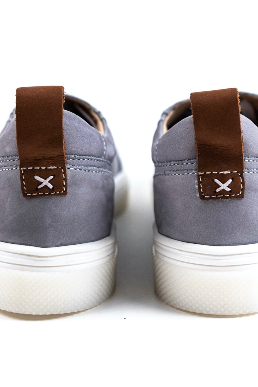 Stitched sneakers for summer  | ROOLEE