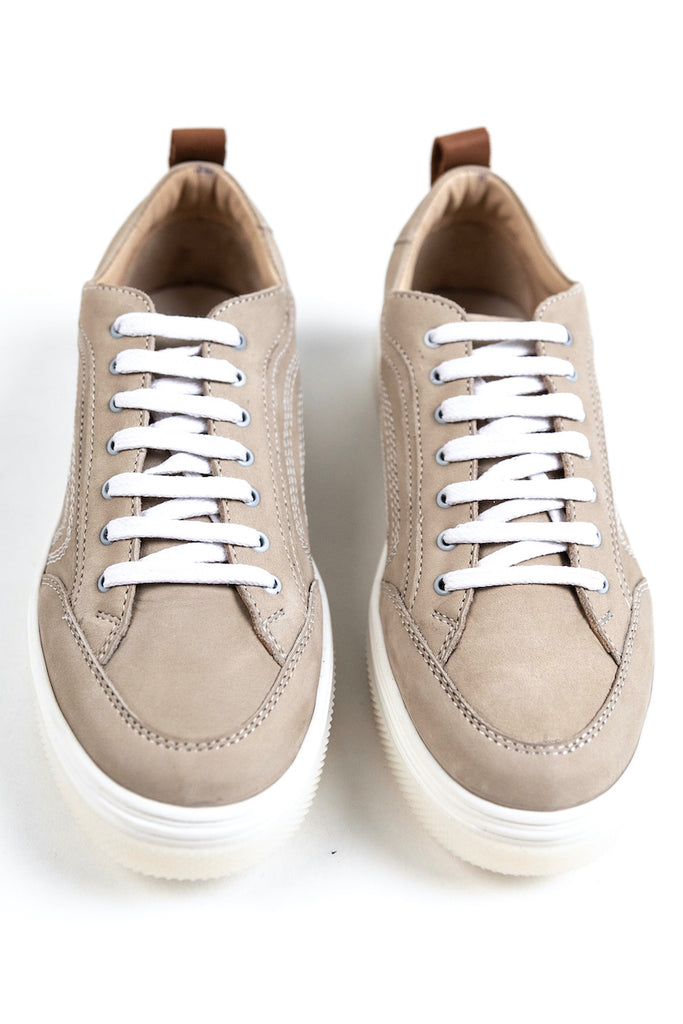Neutral anywhere sneakers | ROOLEE