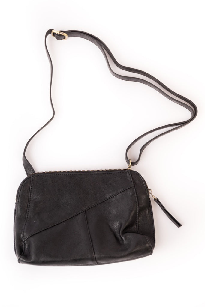 NEW Geometric Crossbody Bag w/Interchangeable Straps – Raylee Consignment  Boutique