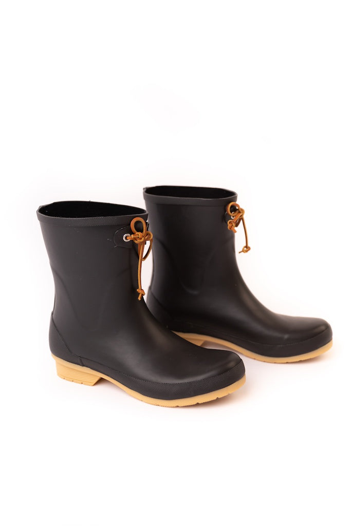 Black Boots for Women | ROOLEE