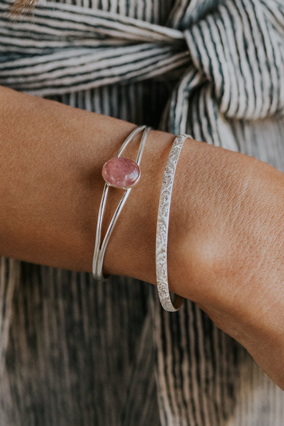 The Strawberry Quartz Split Cuff