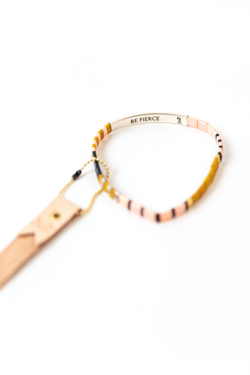 Pink glass beads bracelet | ROOLEE