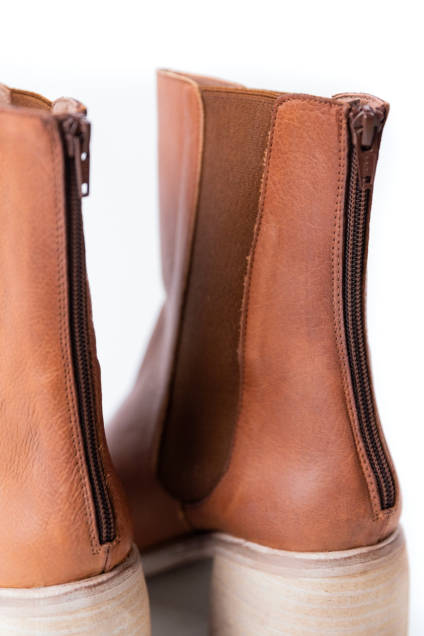 Boots with Zippers | ROOLEE